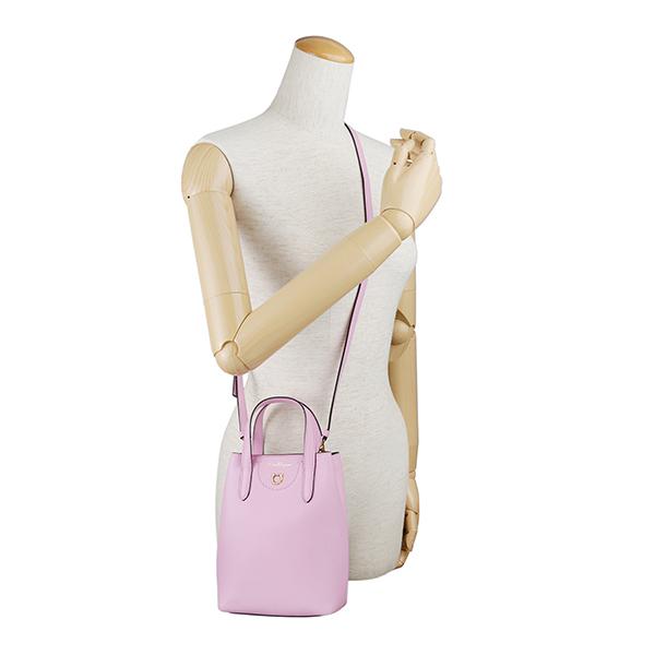 FERRAGAMO（フェラガモ） 並行輸入 ショルダーバッグ ガンチーニ