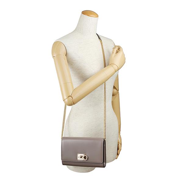 FERRAGAMO（フェラガモ） 並行輸入 ショルダーバッグ ガンチーニ