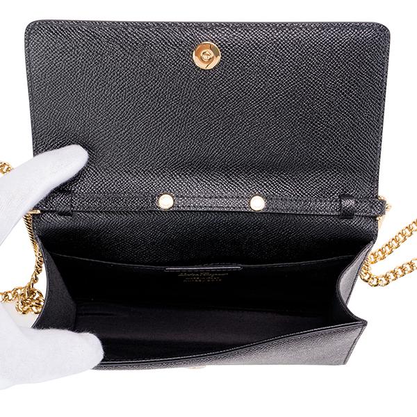 66B117｜美品｜フェラガモ ショルダーバッグ ブラック ガンチーニ FERRAGAMO フェラガモ ショルダーバッグ ガンチーニ 22O017