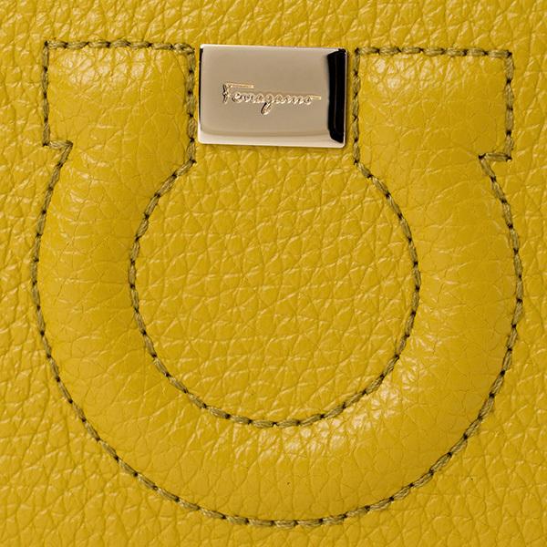 FERRAGAMO（フェラガモ） 並行輸入 2つ折り財布 ガンチーニ 22D514