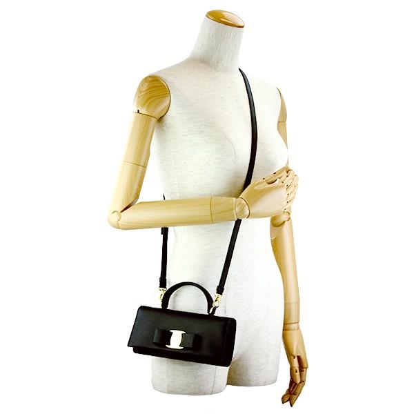 並行輸入 フェラガモ  ハンドバッグ ヴァラ リボン 22D529 705259 NERO ブラック 黒 爆買 |  | 05