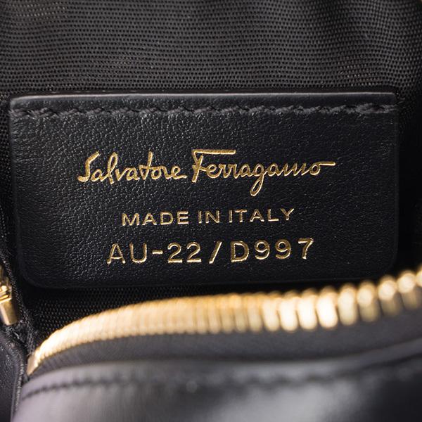 並行輸入 フェラガモ コインケース FERRAGAMO ガンチーニ マトラッセ 22D997 734753レディース ブラック 黒 | FERRAGAMO | 08