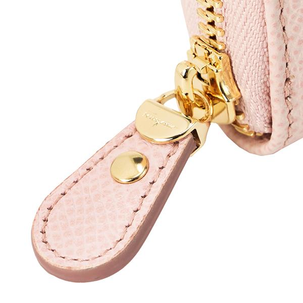 FERRAGAMO（フェラガモ） 並行輸入 長財布(ラウンドファスナー