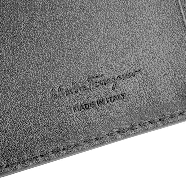 FERRAGAMO（フェラガモ） 並行輸入 カードケース カーフ 66A567