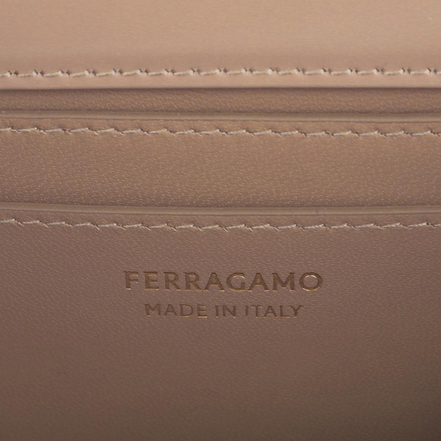 FERRAGAMO（フェラガモ） 並行輸入 ハンドバッグ ワンダ 213485 762495