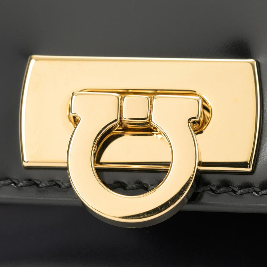 FERRAGAMO（フェラガモ） 並行輸入 カードケース ガンチーニ 220435