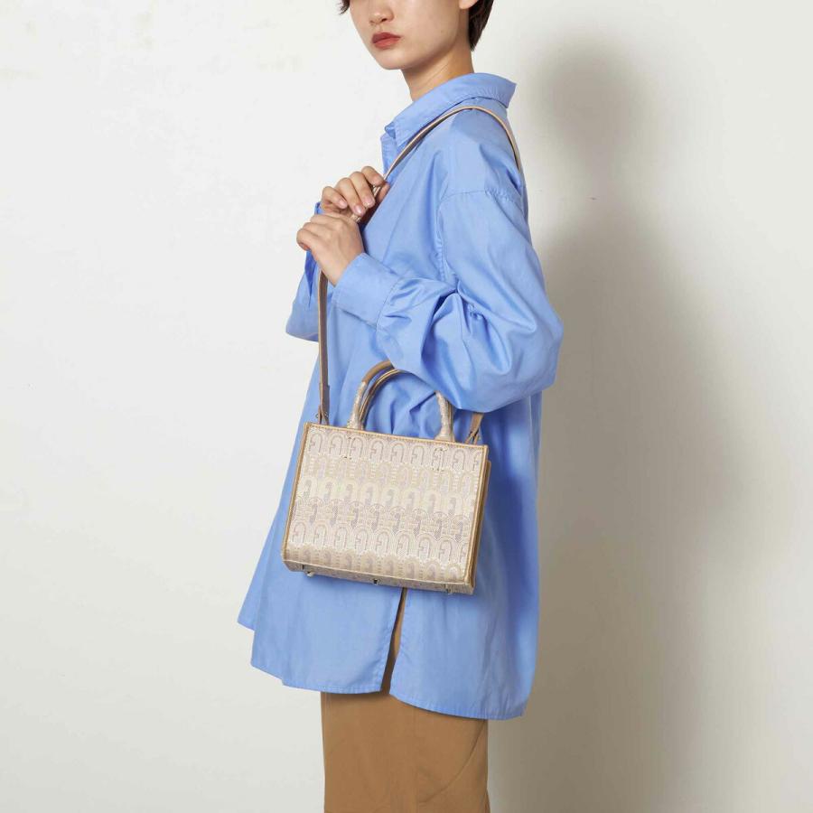 FURLA（フルラ） 並行輸入 トートバッグ オポチュニティ WB00352