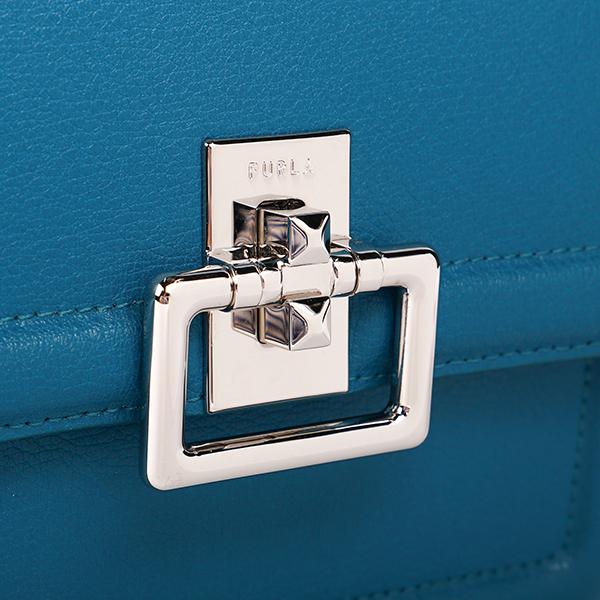 FURLA（フルラ） 並行輸入 ショルダーバッグ ヴィラ WB00354 AX0732