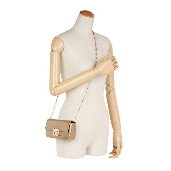 FURLA（フルラ） 並行輸入 ショルダーバッグ メトロポリス WE00446