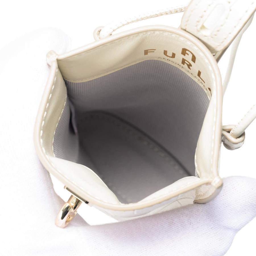 【国内即発】フルラ ショルダー WE00483 AX0733 O6000 1 007 国内即発】フルラ ショルダー WE00483 AX0733 O6000 1 007