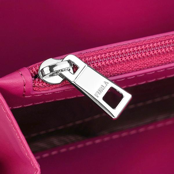 FURLA 並行輸入 フルラ 長財布(ラウンドファスナー) ムーン