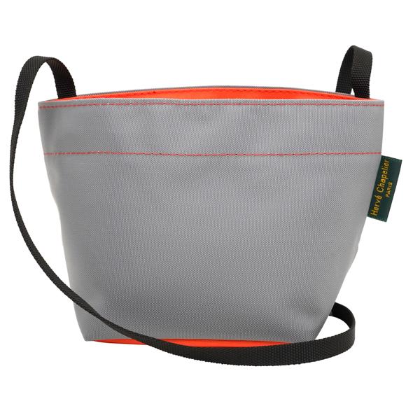 並行輸入 エルベ シャプリエ  ショルダーバッグ ベーシックナイロン 1927N 0450B グレー 爆買 | Herve Chapelier