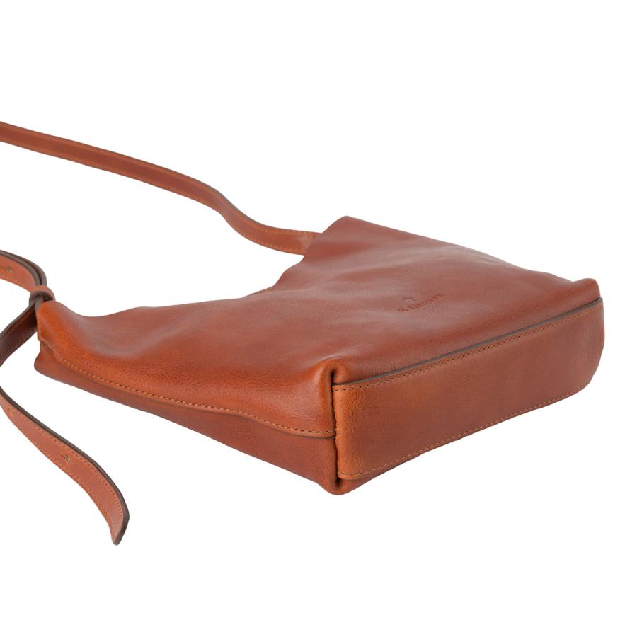 IL BISONTE（イルビゾンテ） 並行輸入 ショルダーバッグ ル ラウディ