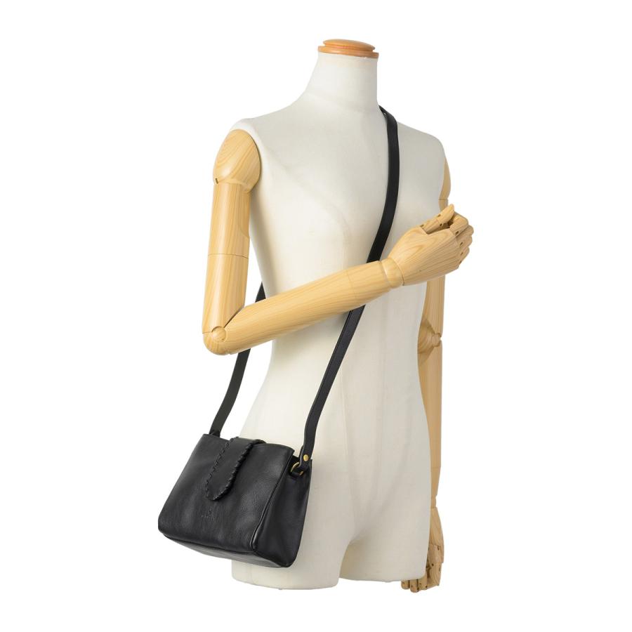 IL BISONTE（イルビゾンテ） 並行輸入 ショルダーバッグ ラ フィアバ