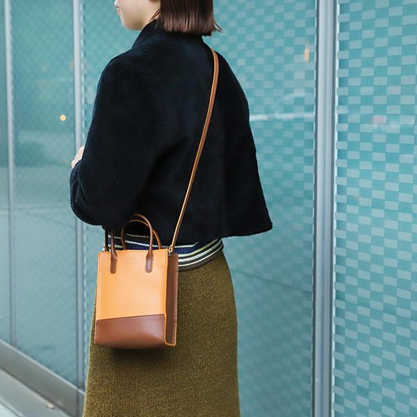 IL BISONTE（イルビゾンテ） 並行輸入 ショルダーバッグ フィフティ