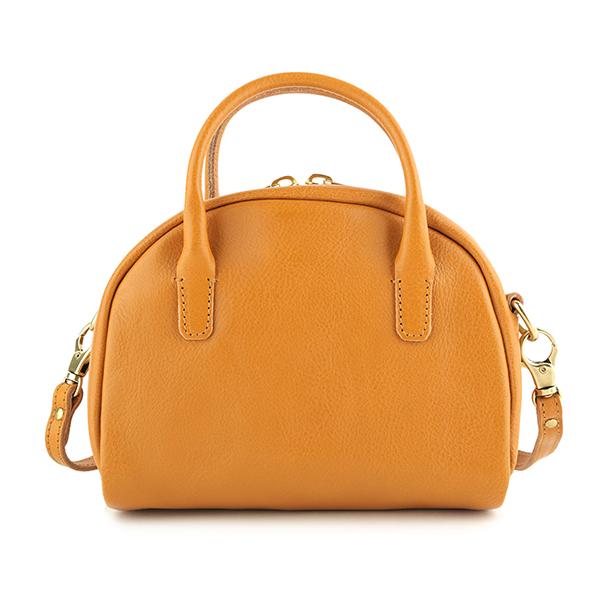 IL BISONTE（イルビゾンテ） 並行輸入 ショルダーバッグ クエルチア