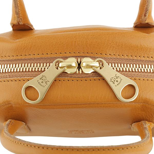 IL BISONTE（イルビゾンテ） 並行輸入 ショルダーバッグ クエルチア