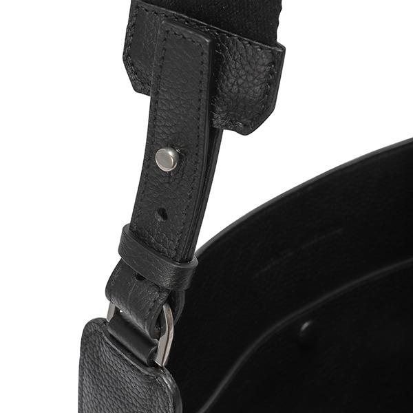 並行輸入 イルビゾンテ ショルダーバッグ IL BISONTE フィフティ オン BME030 PI0005 BK252Pユニセックス ブラック 黒 | IL BISONTE | 07