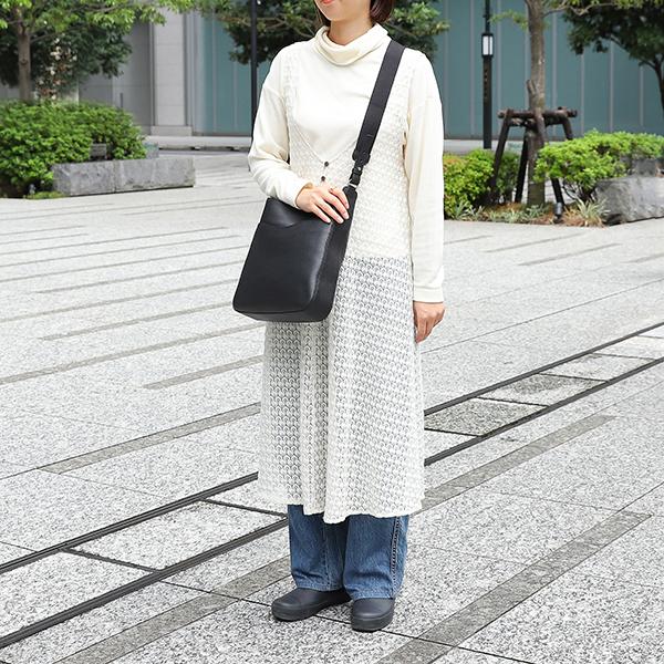 並行輸入 イルビゾンテ ショルダーバッグ IL BISONTE フィフティ オン BME030 PI0005 GY195Pユニセックス グレー系 | IL BISONTE | 18