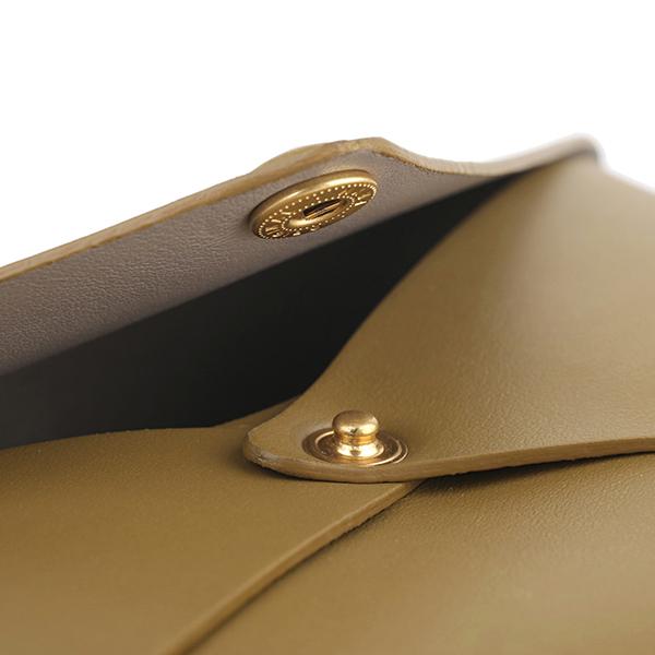 IL BISONTE 並行輸入 イルビゾンテ ショルダーバッグ ティタニア