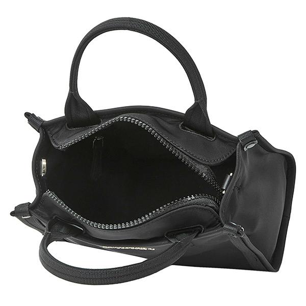 ケイトスペード　ショルダーバッグ　ナイロン　黒　ロゴプレート　斜め掛け◎ kate spade NEW YORK ケイトスペード バッグ katespade ナイロン