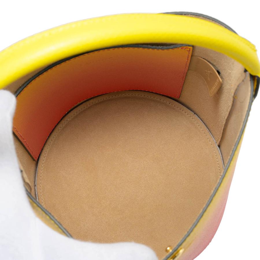 エピュレ バケットバッグ　黄色 未使用品 ロンシャン LONGCHAMP エピュレ バケットバッグ バケツ型