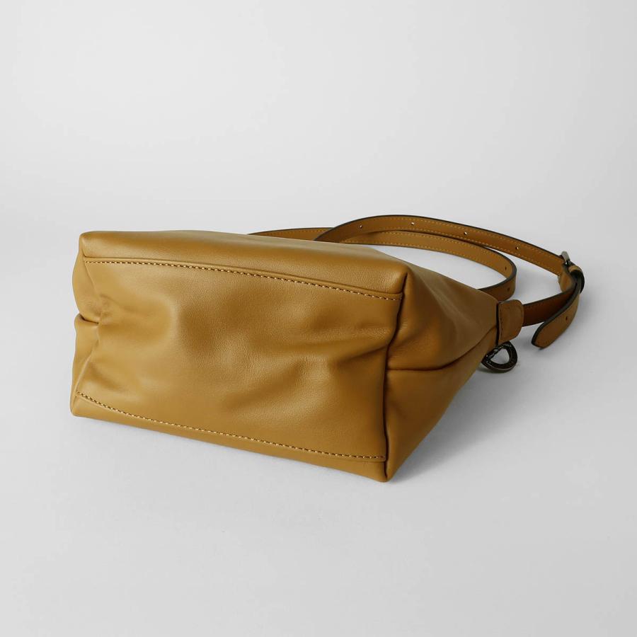 新品 ロンシャン LONGCHAMP ショルダーバッグ ル プリアージュ エクストラ トップハンドルバッグ XSサイズ タバコ ロンシャン LONGCHAMP ショルダーバッグ ル プリアージュ エクストラ