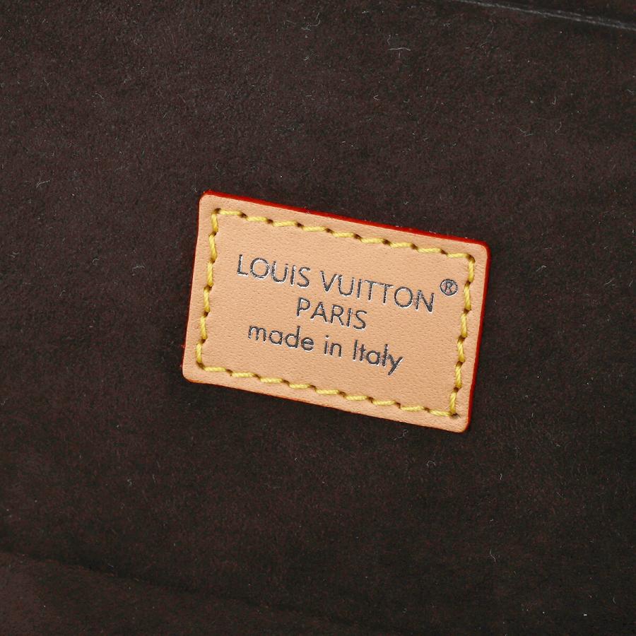 LOUIS VUITTON★キーホルダー　ダミエM66123 箱、保管袋付き LOUIS VUITTON 並行輸入 ルイヴィトン キーホルダー Louis