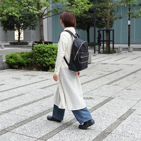 MARC JACOBS マークジェイコブス リュックサック ナイロン MARC JACOBS マークジェイコブス リュックサック ナイロン