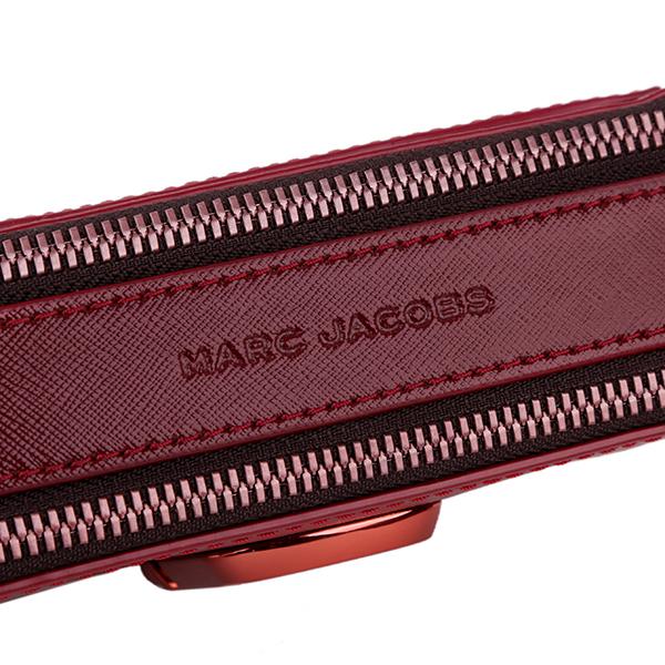 ⭐️美品⭐️ MARC JACOBS ショルダーバッグ スナップショット　　２室 MARC JACOBS 並行輸入 マークジェイコブス ショルダーバッグ ザ