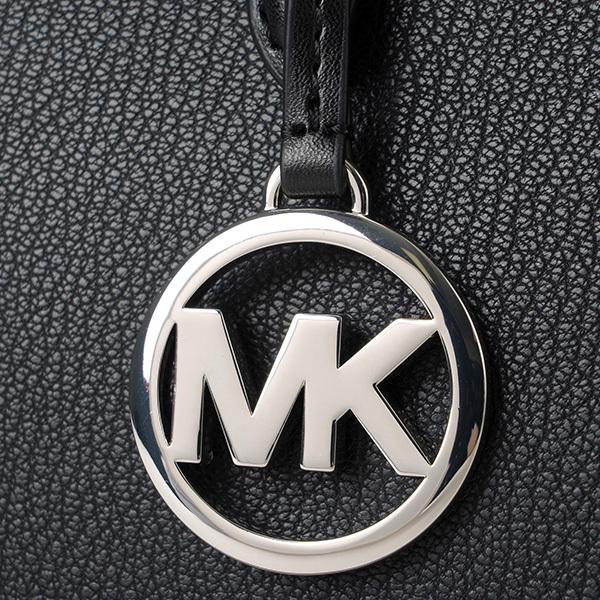 美品MICHAEL KORS サフィアーノレザー　MKロゴチャーム ハンドバッグ MICHAEL KORS (マイケル コース) レザー MKチャーム
