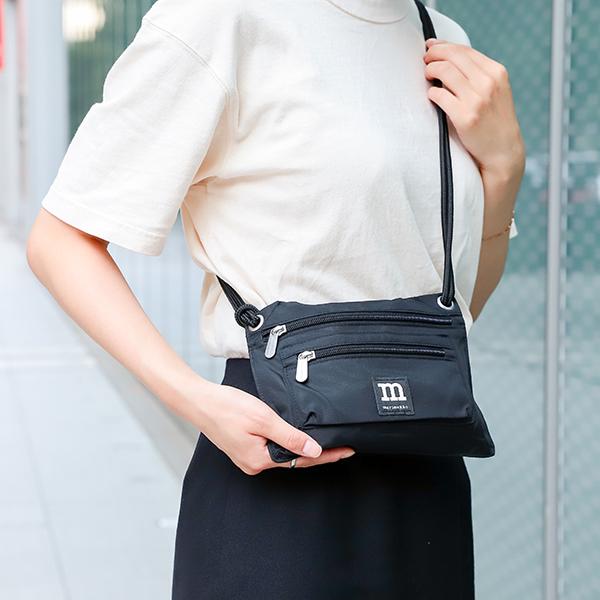 か10★ marimekko ボストンバッグ トラベルバッグ ブラック marimekko - marimekko(マリメッコ) ボストンバッグ - 黒 本体