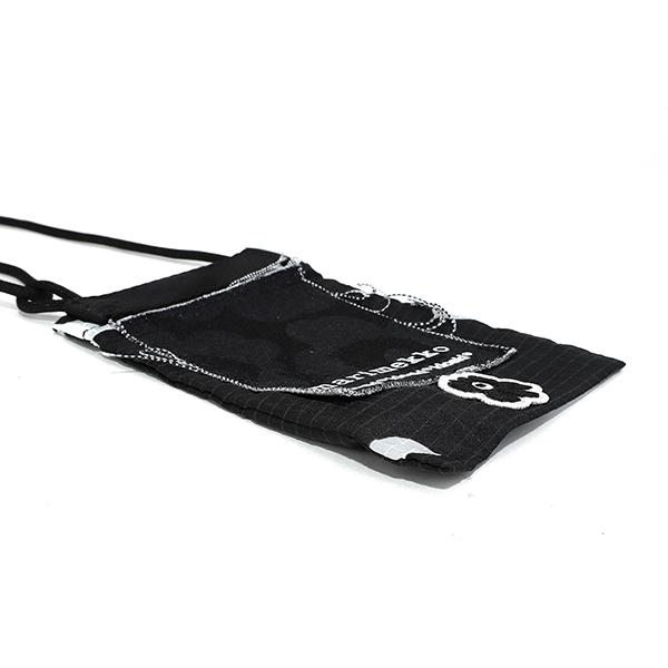 並行輸入 マリメッコ ショルダーバッグ Marimekko ファニー SMALL POCKET MARIMERKKI 092211 992ユニセックス ブラック 黒 ホワイト 白 | marimekko | 02