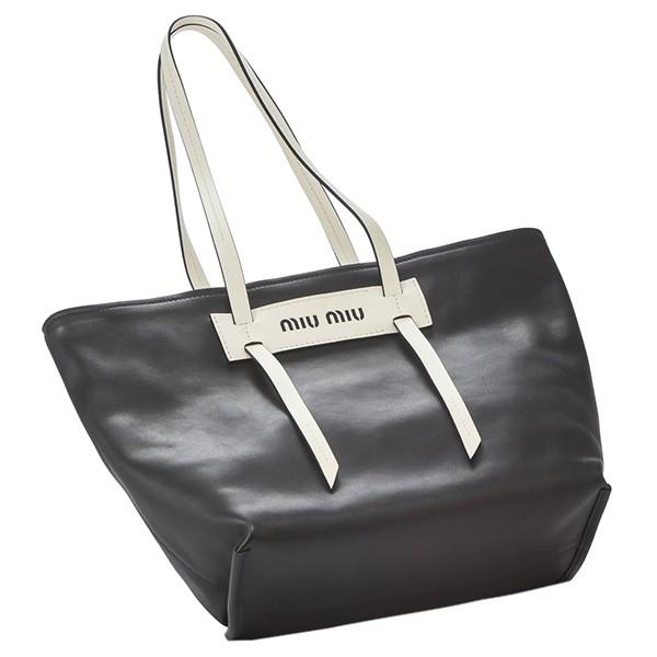 【2万値下げ！】MIU MIU プリーツ加工 ブラックトートバッグ MIU MIU（トートバッグ）のフリマアイテム一覧