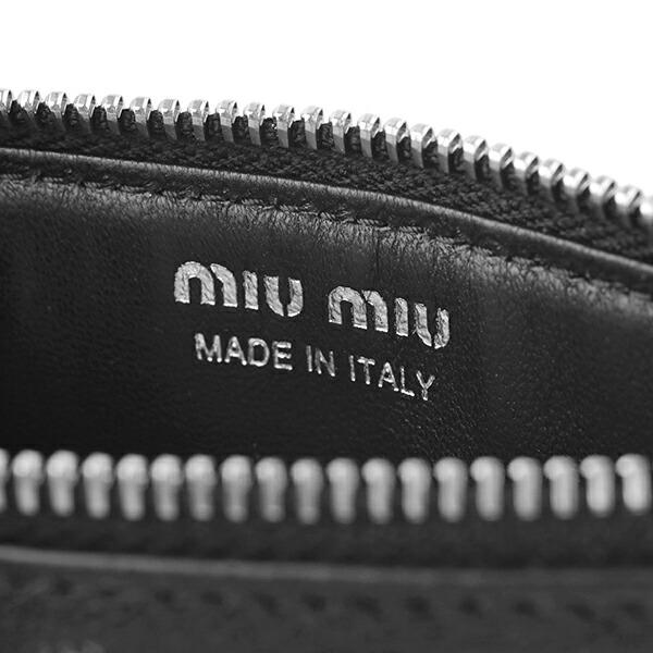 新品同様 RFIDタグ✨miumiu マドラスパール ブラック 黒 キーケース MIUMIU ミュウミュウ マドラスパール キーケース レザー レディース