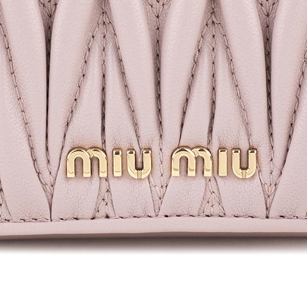【美品】miu miu マテラッセ L字 金ロゴ 二つ折り財布 ピンク ミュウミュウマテラッセ L字ファスナー財布 ピンク ゴールド金具