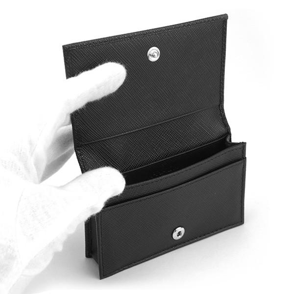 美品✨プラダ　二つ折り　フラグメントケース　ケース　ロゴ　サフィアーノ　黒 美品✨プラダ 二つ折り フラグメントケース コインケース ロゴ