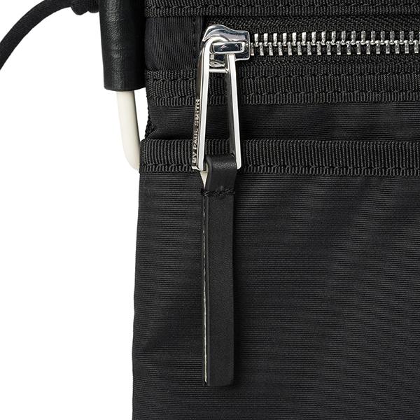 並行輸入 ポールスミス ショルダーバッグ PAUL SMITH ハッピー M2A 6787 HFACE 79ユニセックス ブラック 黒 | Paul Smith | 08