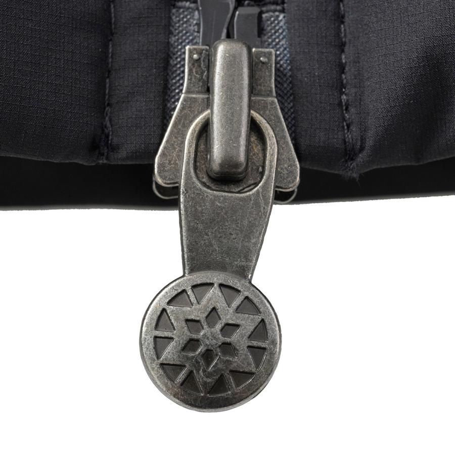 並行輸入 ピレネックス ダウンジャケット PYRENEX スプートニック ミニリップストップ HMS011 Pメンズ | Pyrenex | 09