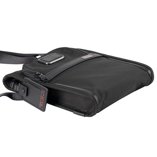 【美品✨】 TUMI　トゥミ　2WAY アルファ　グリーン　ショルダーバッグ 美品✨】 TUMI トゥミ 2WAY アルファ グリーン ショルダーバッグ