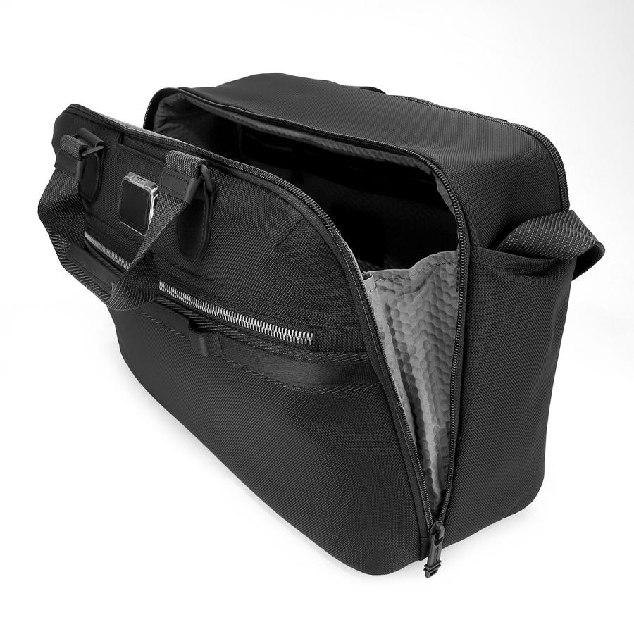 TUMI（トゥミ） 並行輸入 ボストンバッグ アルファブラボー 0232714D