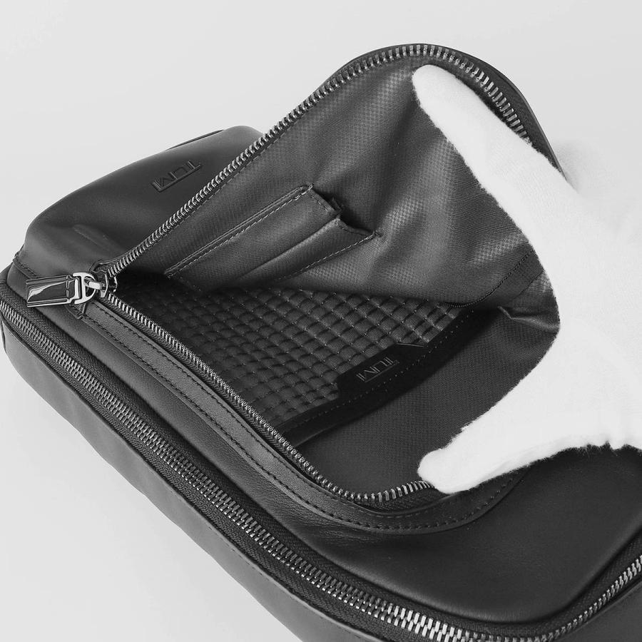 TUMI（トゥミ） 並行輸入 ウエストバッグ ボディバッグ ハリソン