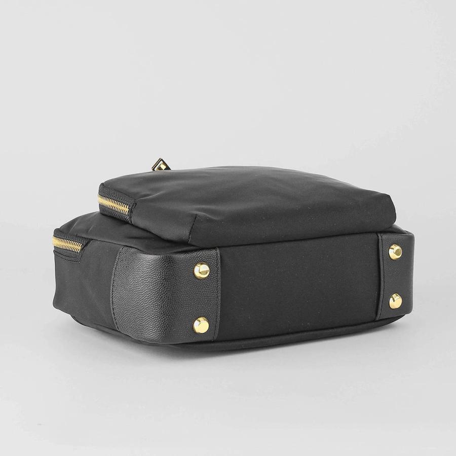 TUMI（トゥミ） 並行輸入 ショルダーバッグ ヴォヤジュール