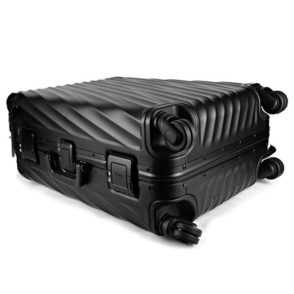 ✨美品 トゥミ 激レアキャリーケース アニマル柄 レザー 南京錠 大容量 TUMI 【並行輸入品】 トゥミ スーツケース 31L 4輪