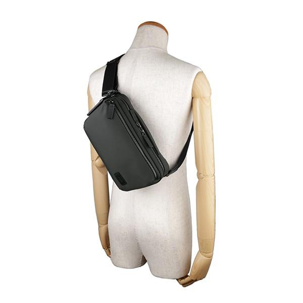 TUMI（トゥミ） 並行輸入 ウエストバッグ・ボディバッグ ハリソン