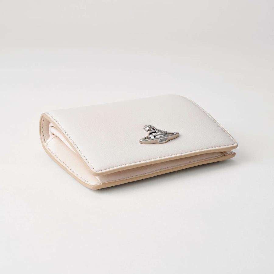 【箱無し】Vivienne Westwood 長財布　ホワイト　レザー　未使用 Vivienne Westwood（ヴィヴィアンウエストウッド） 並行輸入