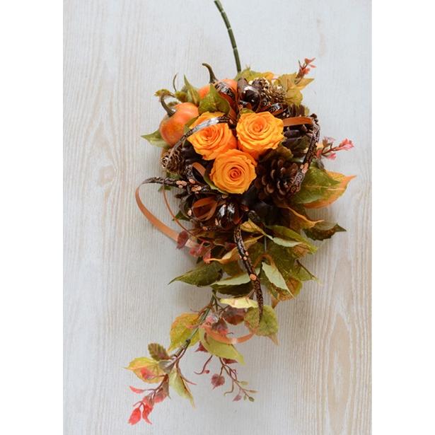 石川県の作家小田原延子 花の絵画 金色フレーム