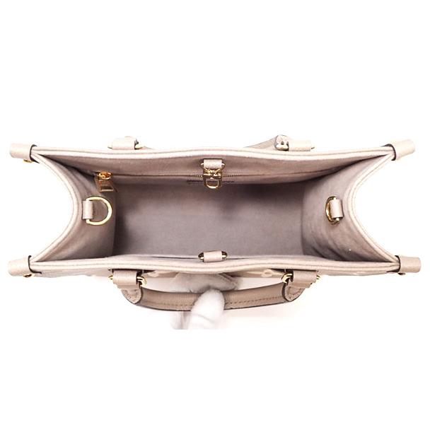 LOUIS VUITTON ルイ・ヴィトン オンザゴー PM バッグ ショルダー LOUIS VUITTON ルイ・ヴィトン オンザゴー PM バッグ ショルダー