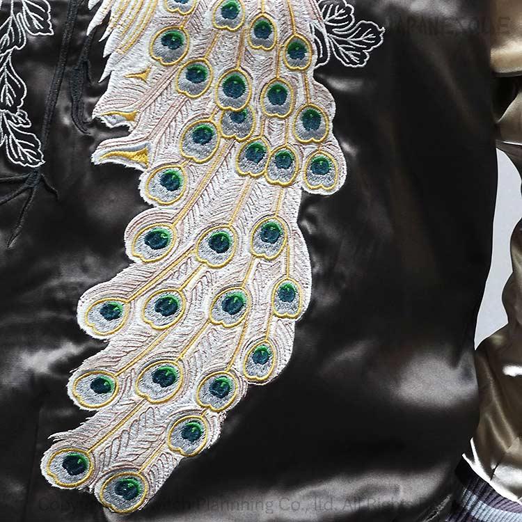 和柄スカジャン ジャパネスク 月に狼・白孔雀 刺繍 リバーシブル スカジャン  JSKJ-520 ビッグサイズ  XXXL "Wolf in the Moon" Sukajan Jacketの画像