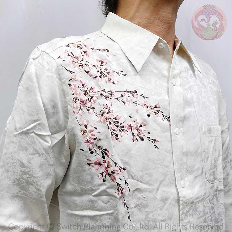 刺繍 カジノ トランプ レーヨン×ポリエステル 黒 開襟 2XL相当 半袖シャツ 刺繍 カジノ トランプ レーヨン×ポリエステル 開襟 黒 2XL相当